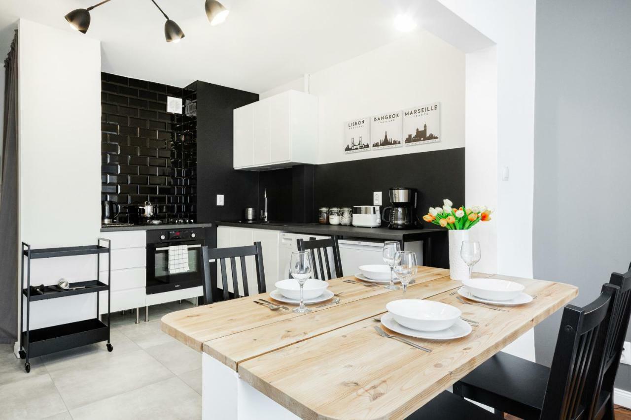 First Central Apartments By Noclegi Renters Warszawa Eksteriør bilde