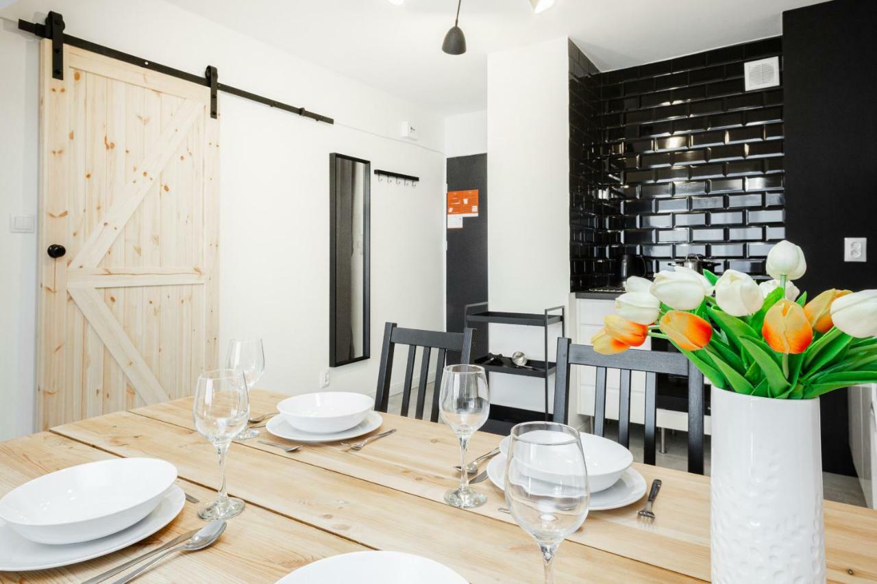 First Central Apartments By Noclegi Renters Warszawa Eksteriør bilde
